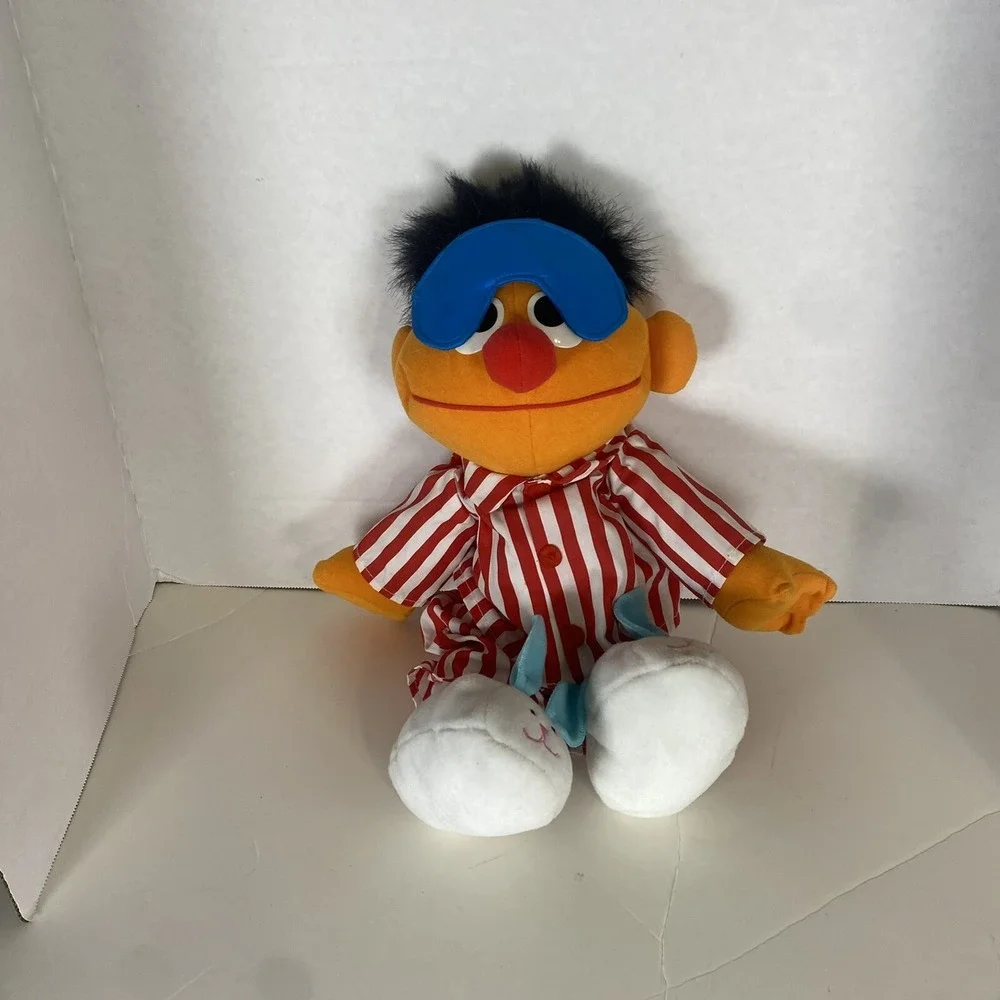 Tyco‎ Sesame Street Sleep And Snore Ernie Talking & Singing Doll Vtg 1996 Works